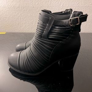 Torrid Bootie Size 10W